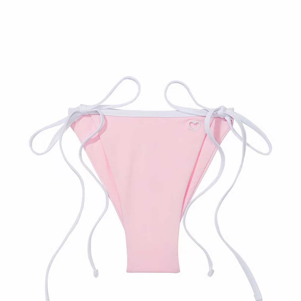 Frankie’s Bikinis Bottom with Heart Detail